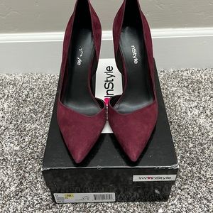Nine West Burgundy Suede Pumps
